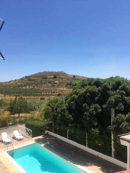 Stria House Villa Mazzarino Екстериор снимка